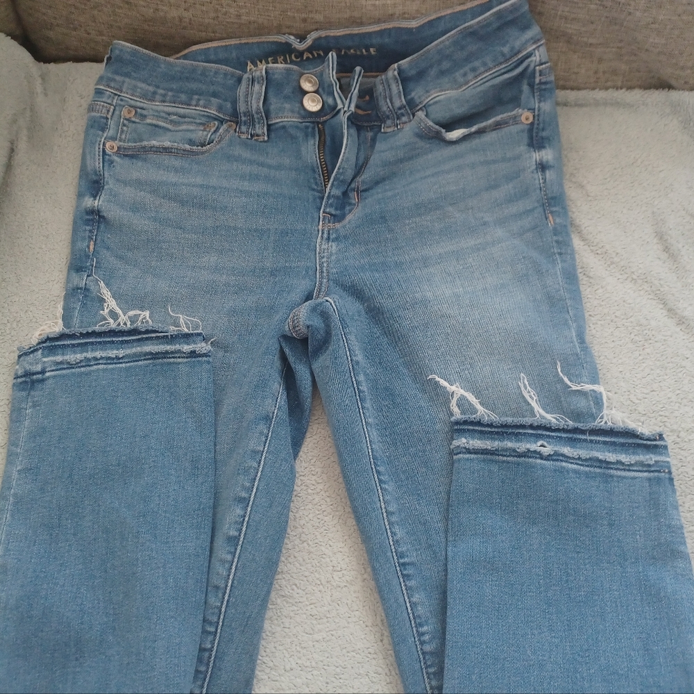 American Eagle Outfitters Blue Ankle Cropped Jeans with Distressed Details